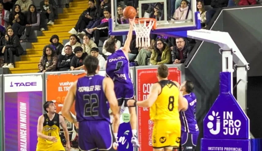 El Carmen derrota a Montmartre y avanza a los Playoffs Interconferencias de la Liga Federal