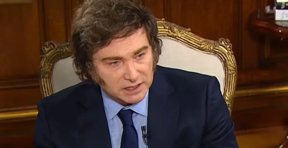 El Senado exige la presentación del jefe de Gabinete tras meses de incumplimiento