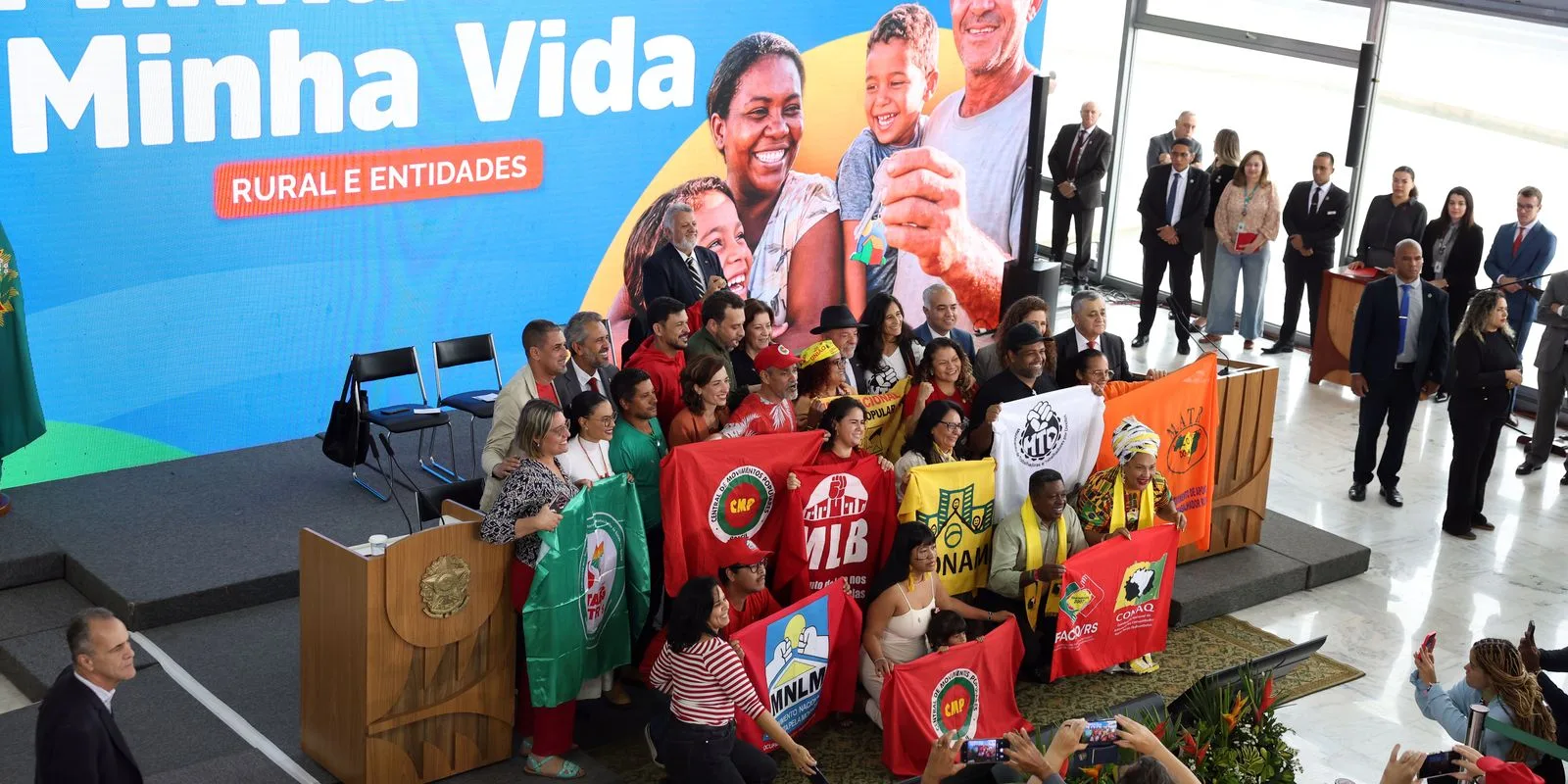 Gobierno lanza plan para construir 85 mil viviendas en zonas rurales y urbanas
