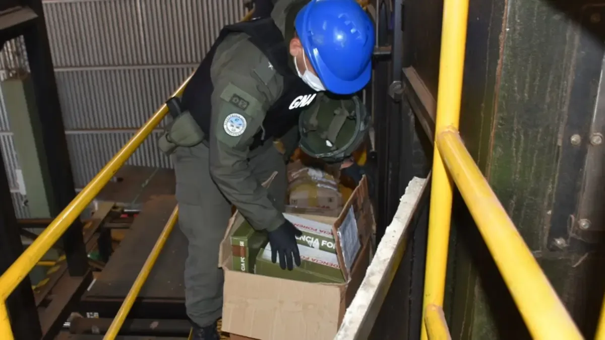 Incineran tres toneladas de cocaína y marihuana en operativo regional en Corrientes