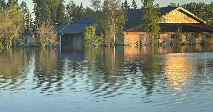 Inundaciones afectan hogares y negocios en el oeste de Manitoba tras fuertes tormentas