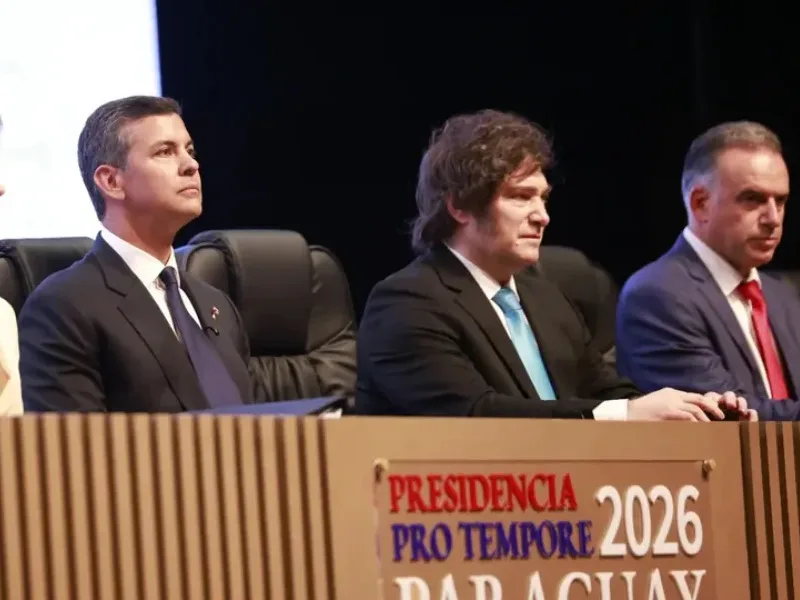 Javier Milei asiste a la cumbre del Mercosur en medio de tensiones con Brasil y Venezuela