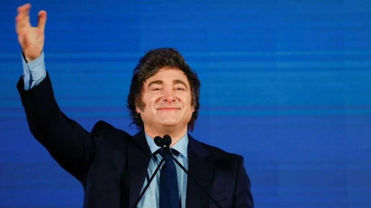 Javier Milei defendió a Messi destacando sus récords y estadísticas ante críticas