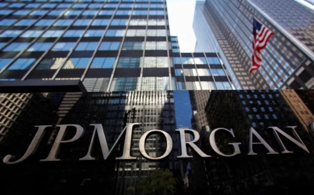 JP Morgan alerta sobre la presión que generarán los vencimientos de deuda en 2027 para el plan económico de Milei