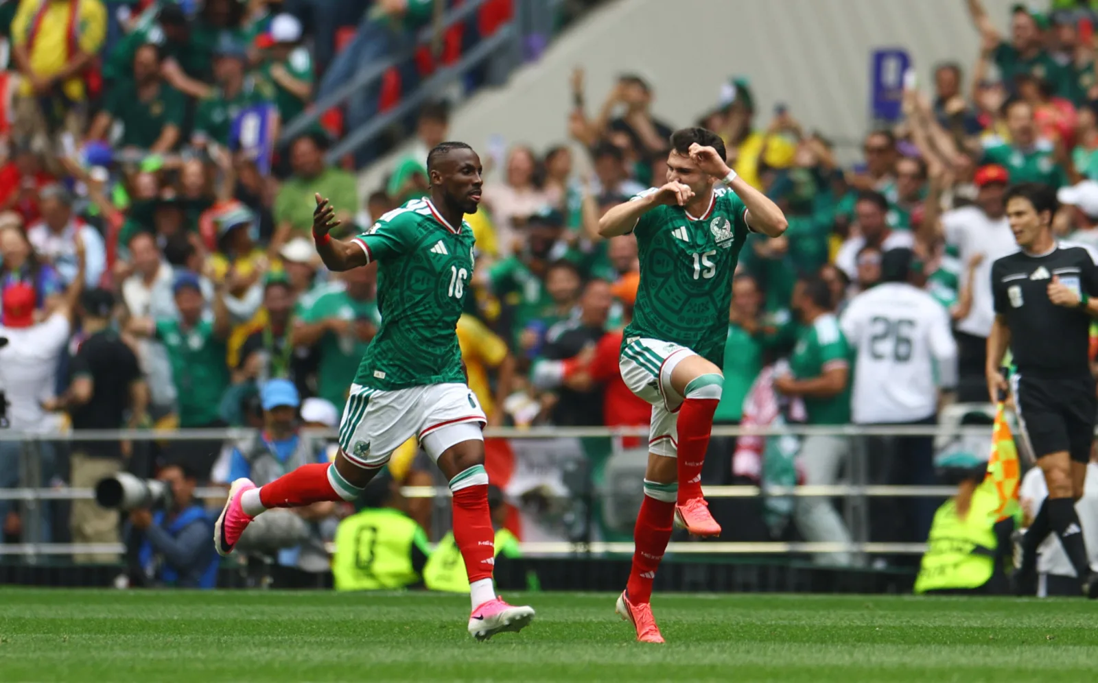 Julián Quiñones marcó el primer gol del Mundial 2026 en el partido inaugural