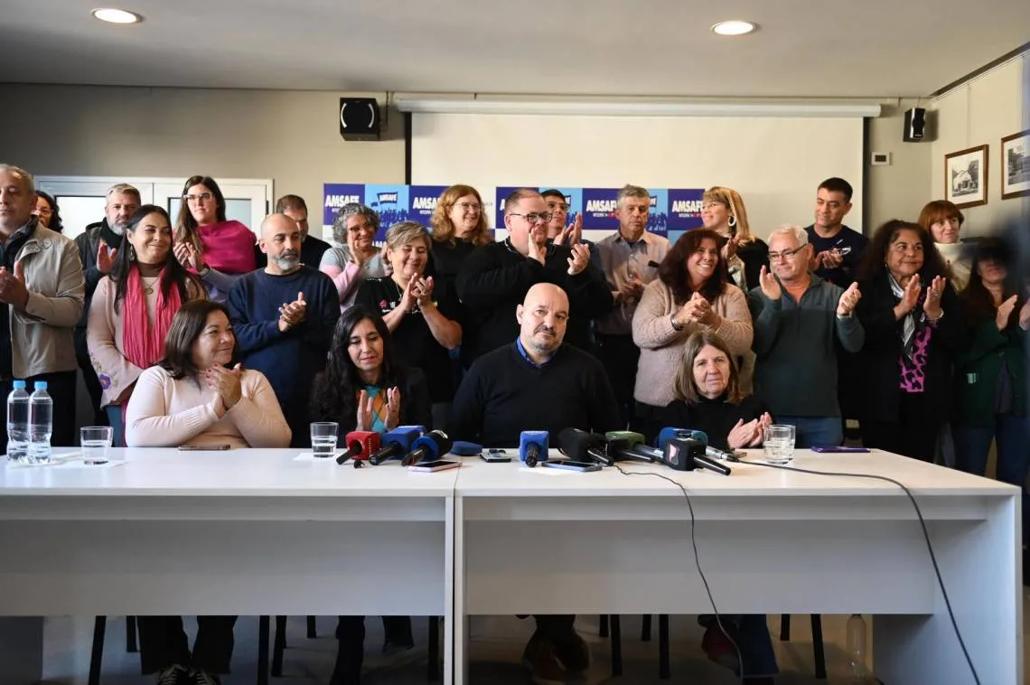 La Carpa Blanca concluye su recorrido en Santa Fe con un festival por la educación pública