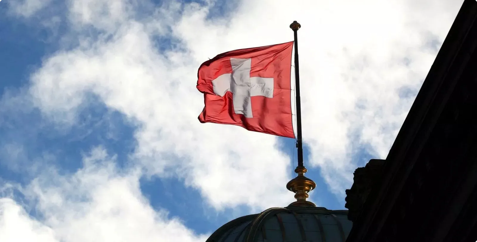La ultraderecha suiza impulsa referéndum que vincula inmigración y sostenibilidad poblacional