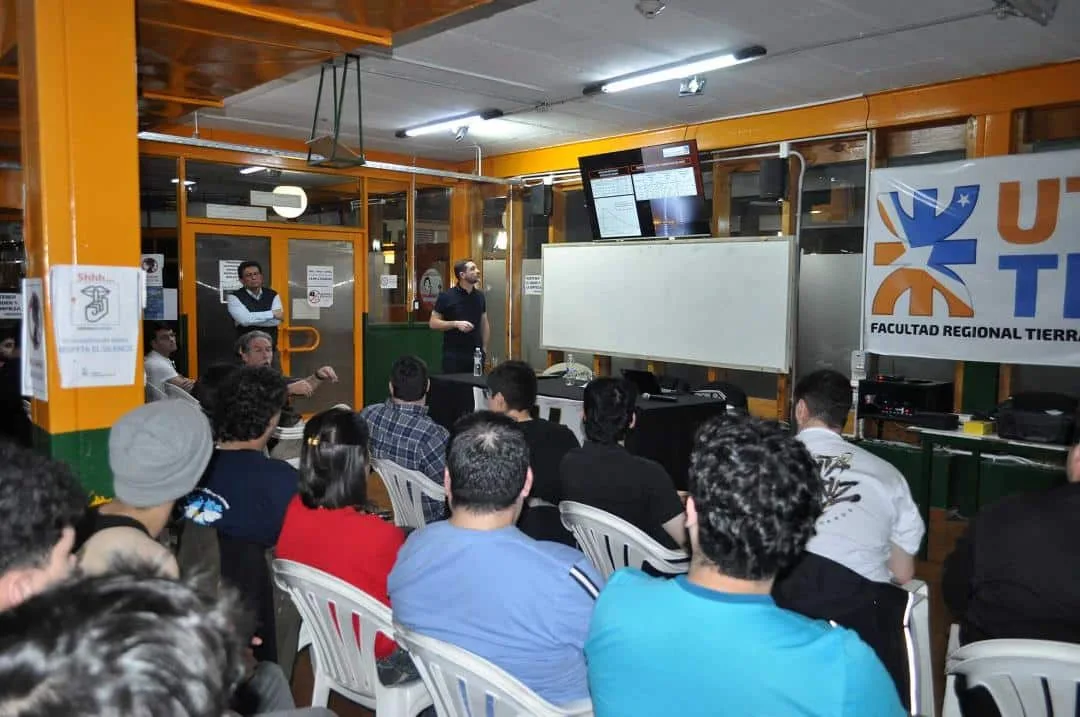 La UTN Tierra del Fuego cerró su Semana de la Ingeniería con una charla sobre protección contra rayos