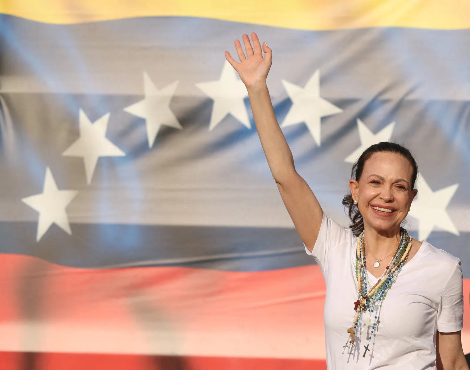 María Corina Machado anuncia su regreso para fortalecer la oposición venezolana