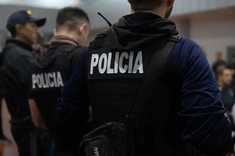 Mendoza modifica el uso de armas policiales y amplía garantías para los agentes