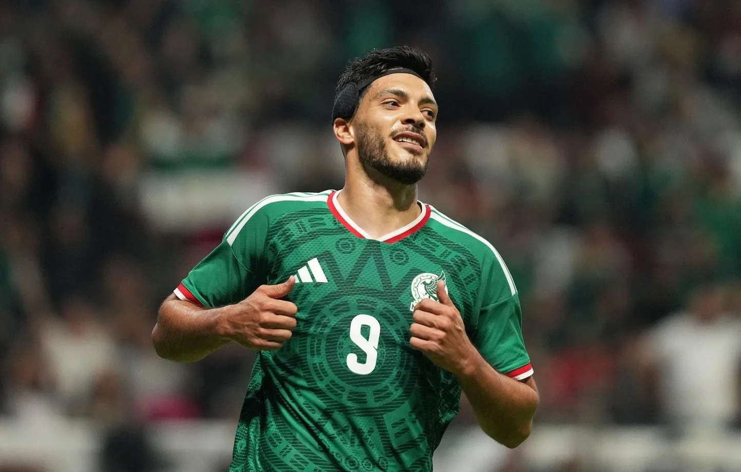 México toma la delantera ante Sudáfrica con gol de Quiñonez en el Azteca