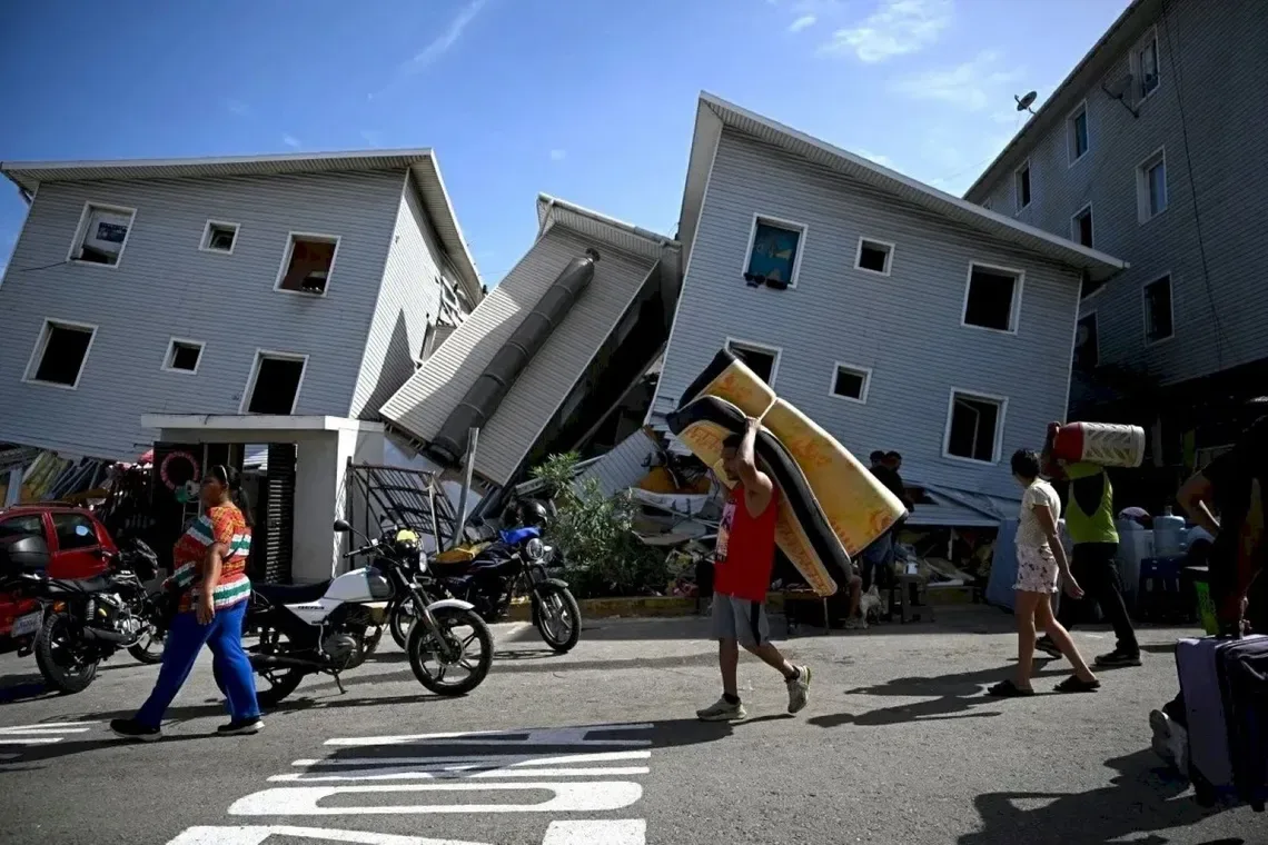 Nuevas réplicas sísmicas aumentan la tensión en Caracas tras el terremoto