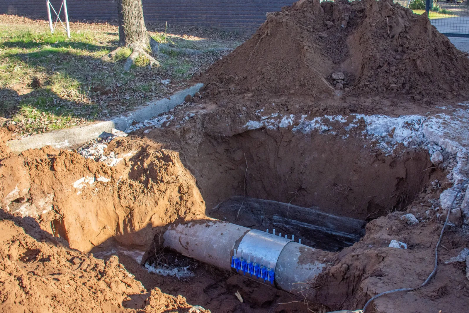 Se restablece progresivamente el suministro de agua tras reparación urgente en Trenque Lauquen