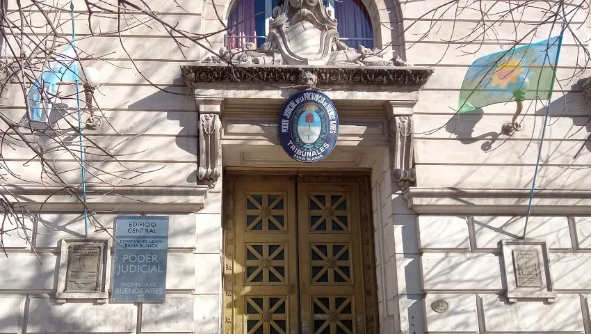 Solicitan condenas de 10 años para los siete acusados de abuso sexual grupal a una menor en Buenos Aires
