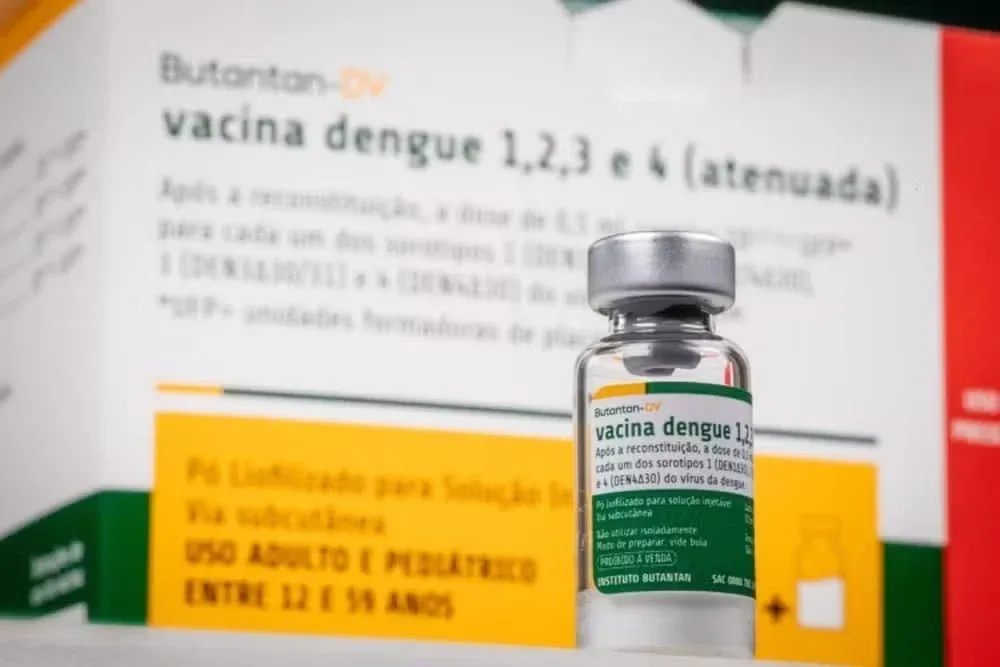 Suspensión temporal de vacuna contra el dengue del Instituto Butantan tras casos graves