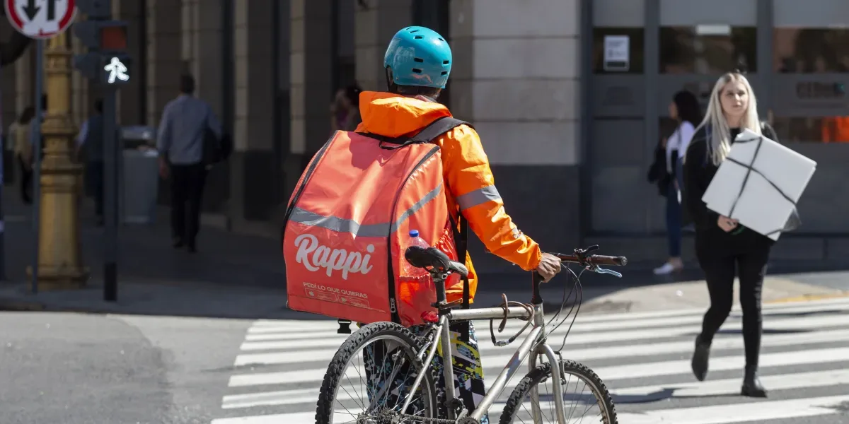 Transporte asume la regulación de Uber, Rappi y otras plataformas digitales en Argentina