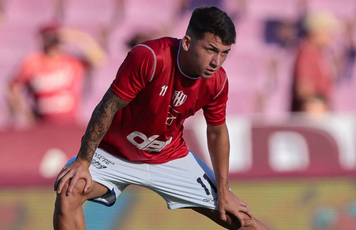 Unión mantiene firme la cláusula para la salida de Mateo Del Blanco pese a interés europeo