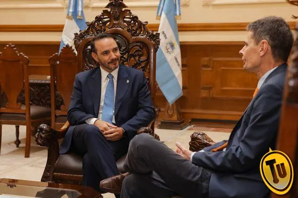 Valdés y el embajador de Austria destacaron el potencial industrial y productivo de Corrientes