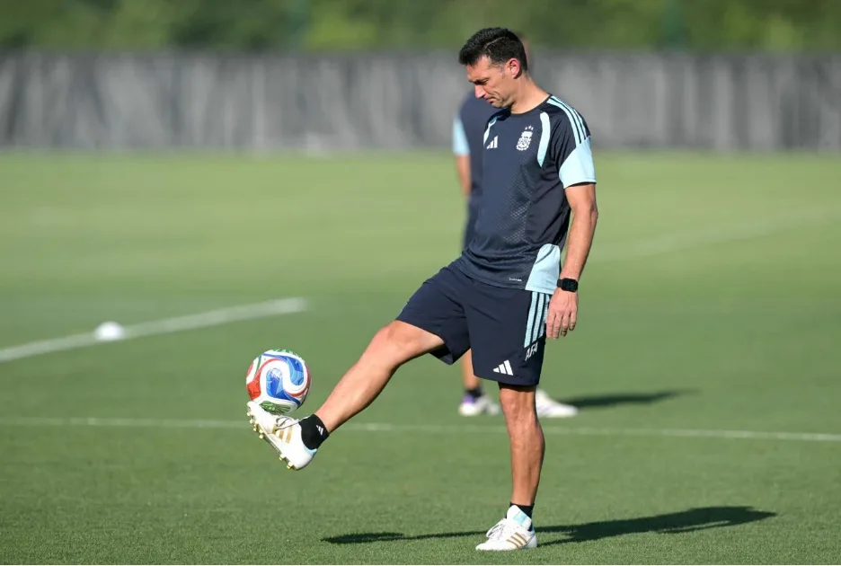 Argentina se prepara en Atlanta con cambios tácticos de cara al duelo frente a Inglaterra