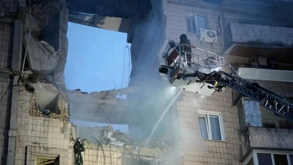 Ataque masivo con misiles y drones golpea Kiev con decenas de muertos antes de la cumbre de la OTAN