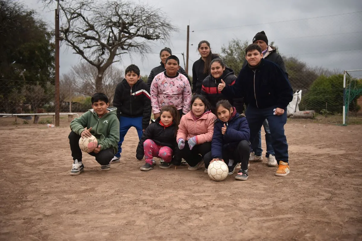 De un viaje en tractor para ver a la Selección a una cancha propia en Pampa Pozo