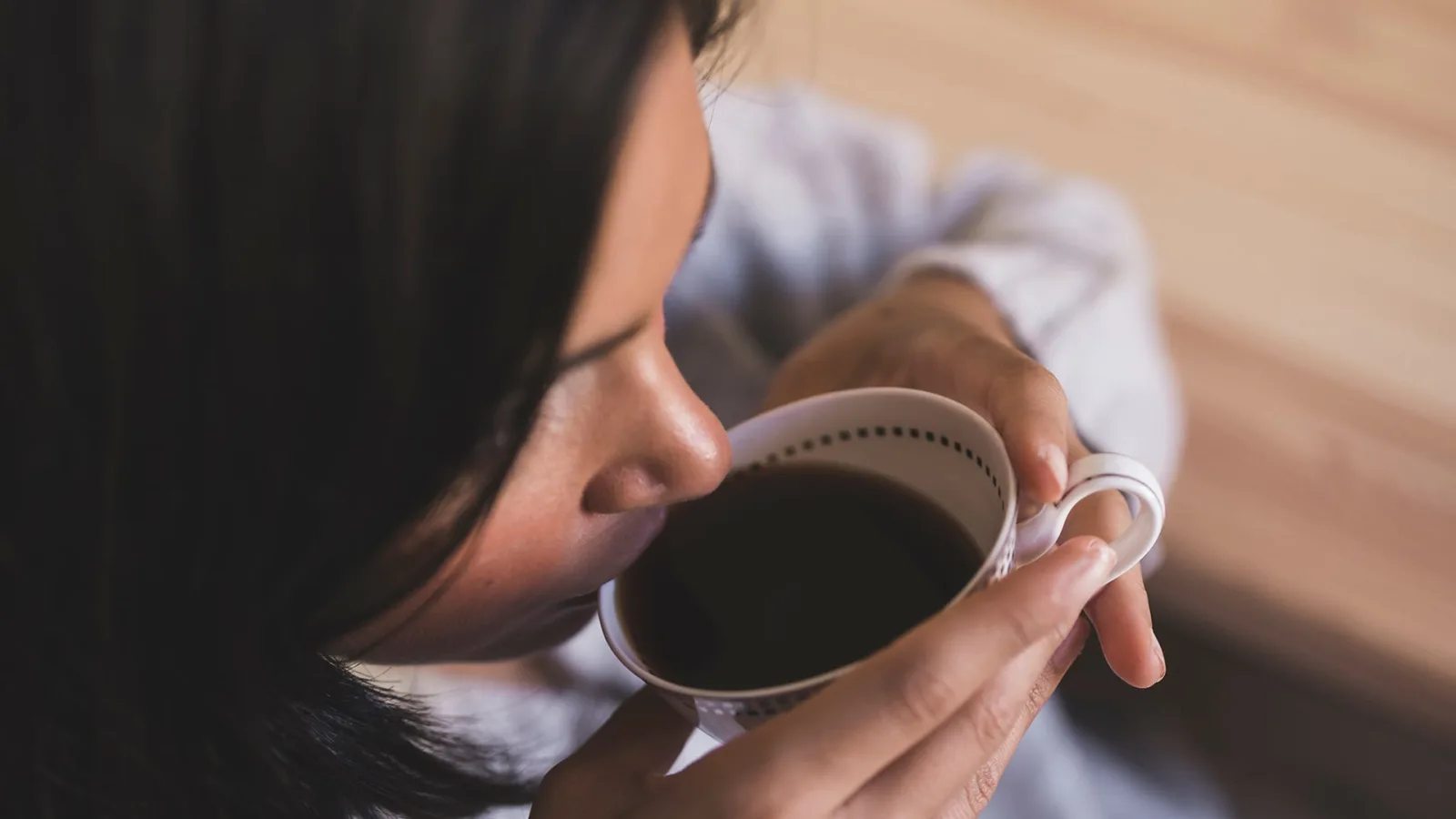 El consumo diario de café se asocia con menor riesgo de cirrosis y cáncer hepático