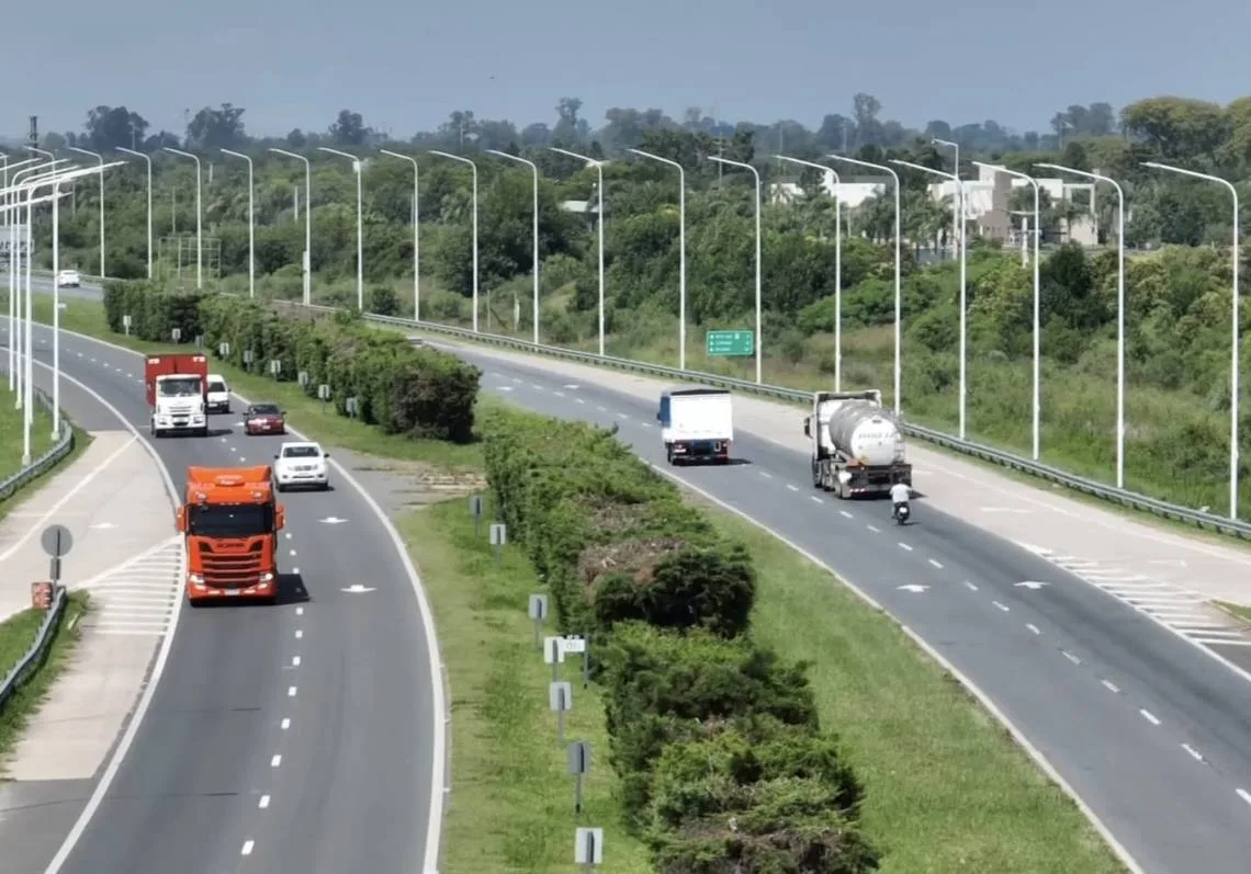 El tercer carril de la autopista Rosario-Santa Fe quedará pospuesto hasta la próxima gestión