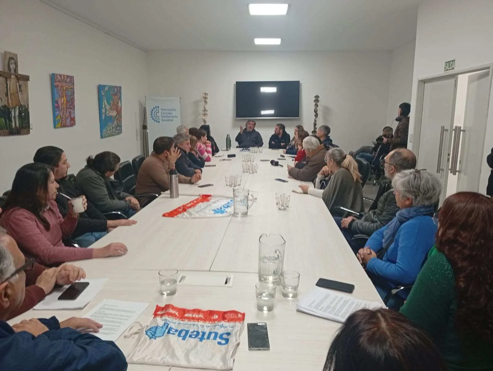 Fuerza Patria Escobar respalda a docentes en defensa del IPS y las jubilaciones provinciales