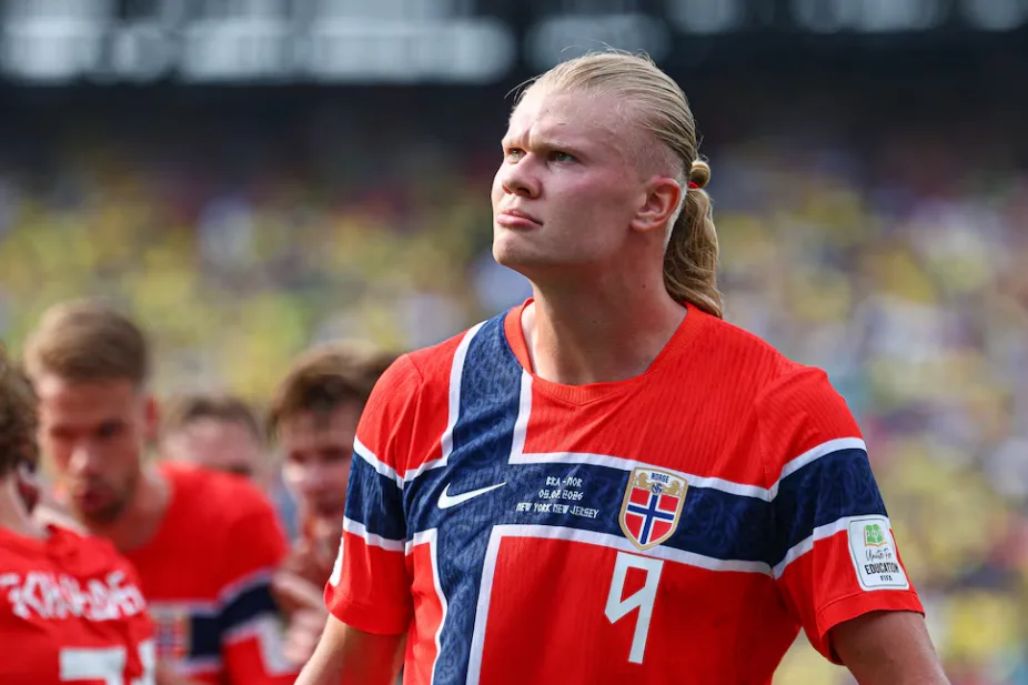 Haaland reconoce la presión de Inglaterra y pide que ellos sean el foco en el Mundial