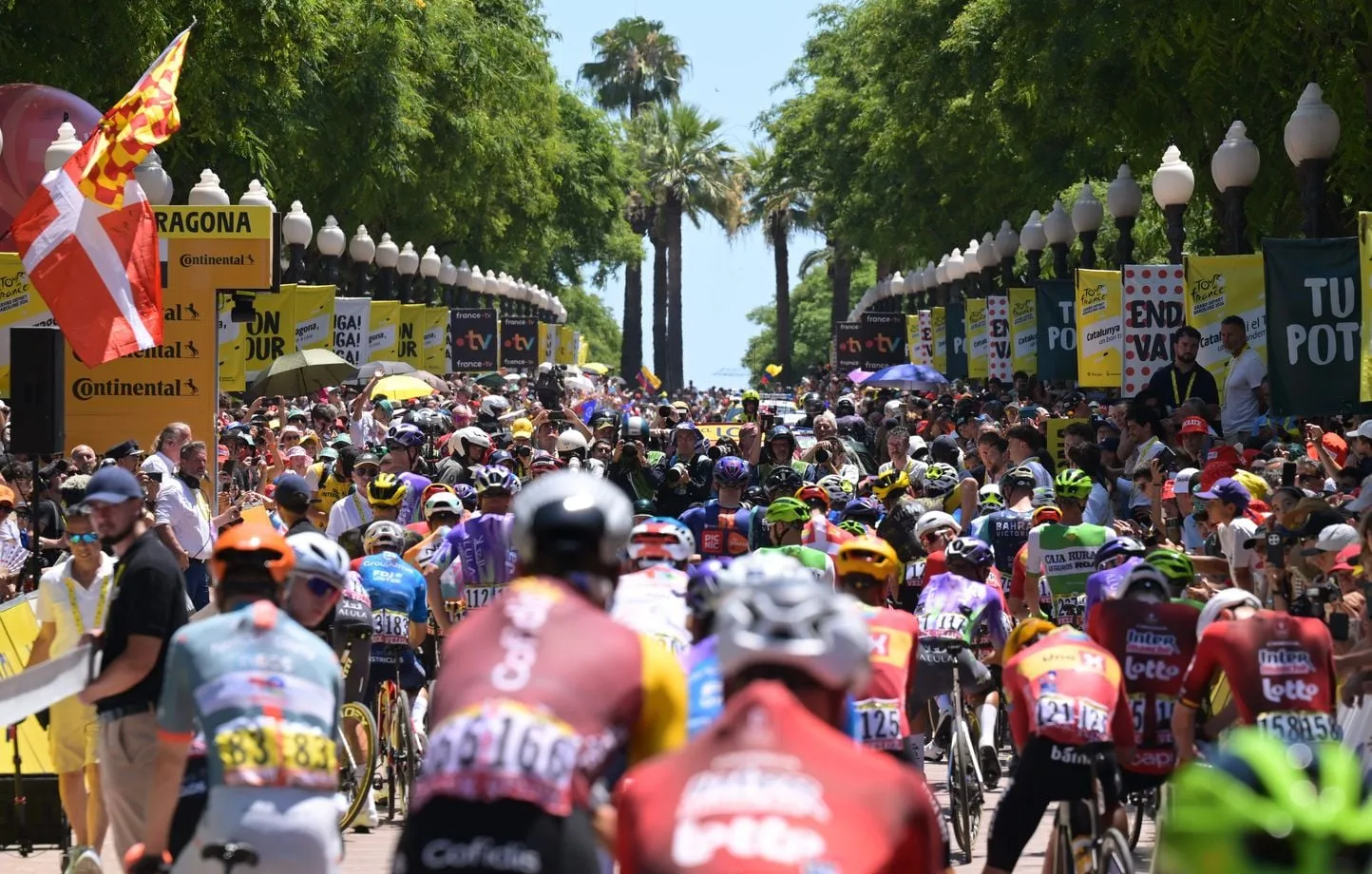 Incendio en los Pirineos pone en duda la tercera etapa del Tour de Francia