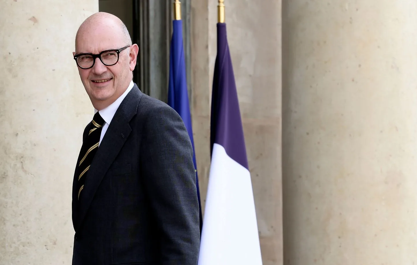 La OCDE urge a Francia a un plan fiscal para frenar su creciente deuda pública