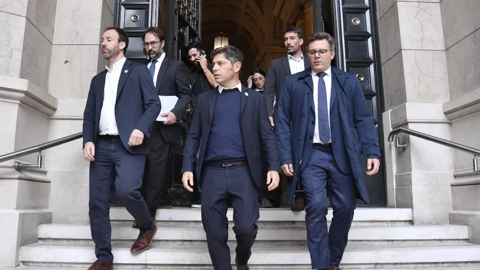 Luis Caputo frena avales clave para proyectos con financiamiento internacional en Buenos Aires