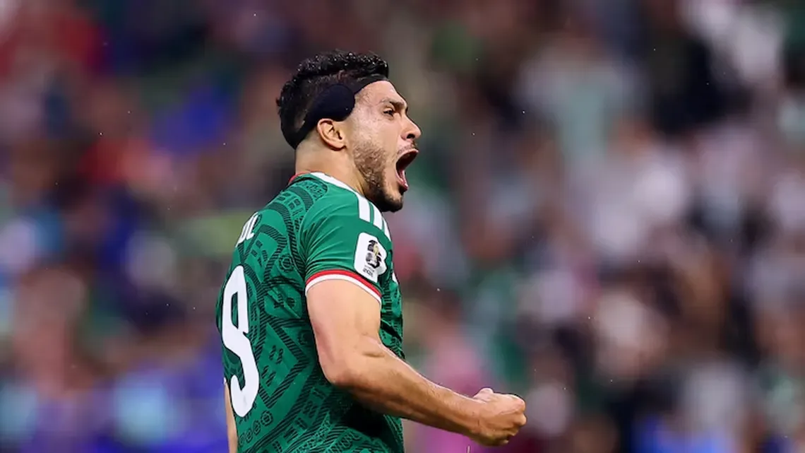 México aseguró su pase a octavos tras vencer 2-0 a Ecuador en su Mundial como anfitrión