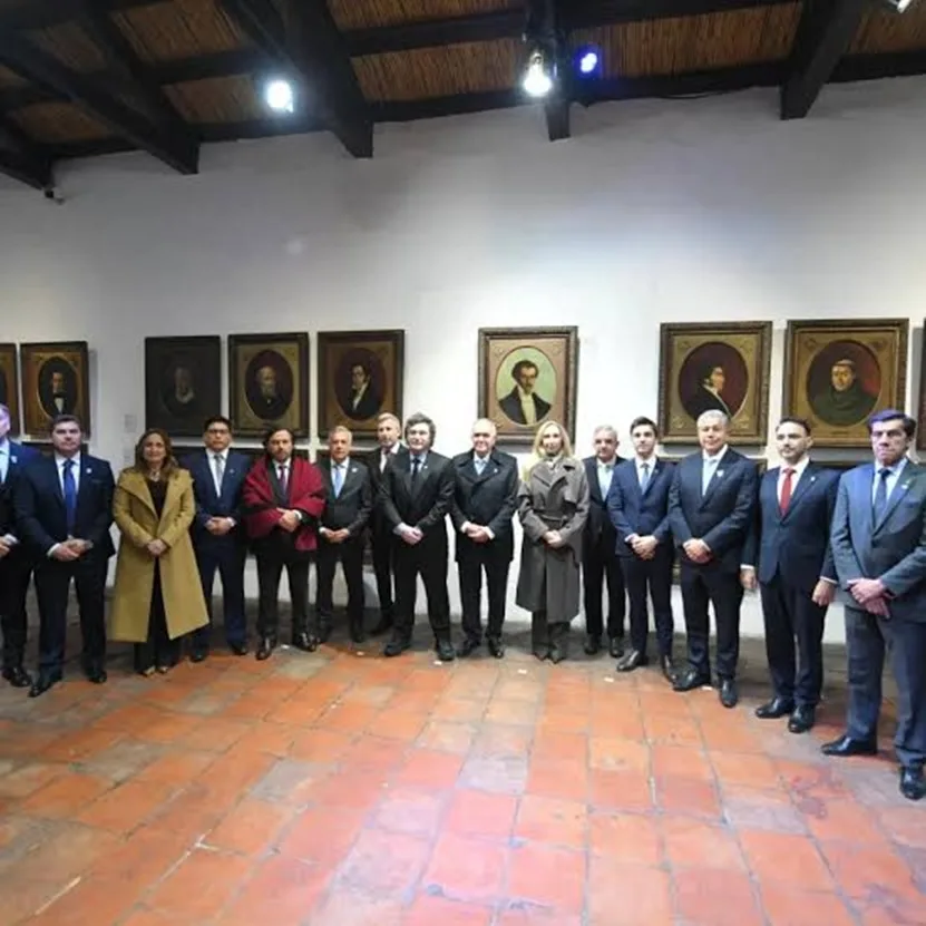 Milei instó a los gobernadores a fortalecer el compromiso con un Estado limitado desde Tucumán