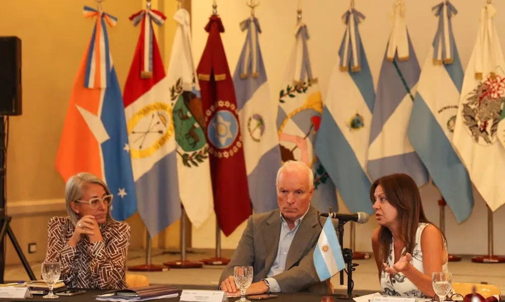 Renuncia en el Ministerio de Capital Humano y nuevo liderazgo en Políticas Sociales